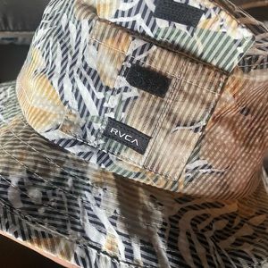 RVCA bucket hat